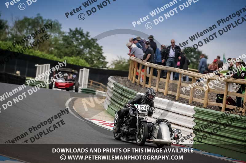 Vintage motorcycle club;eventdigitalimages;mallory park;mallory park trackday photographs;no limits trackdays;peter wileman photography;trackday digital images;trackday photos;vmcc festival 1000 bikes photographs